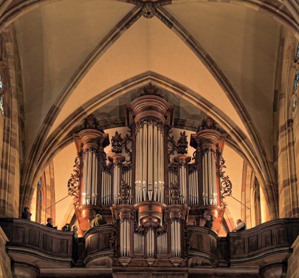 Auf der Empore: Die Dubois-Orgel. Foto: Elke Wickerath